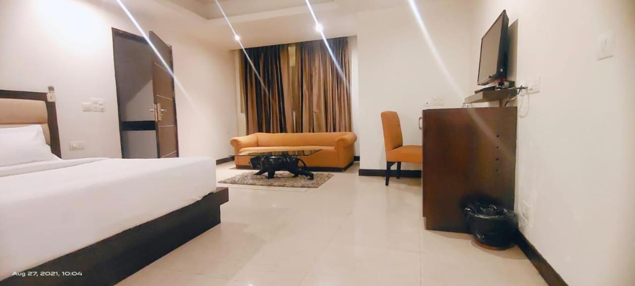 Zenith Hotel - Delhi Airport Nowe Delhi Zewnętrze zdjęcie